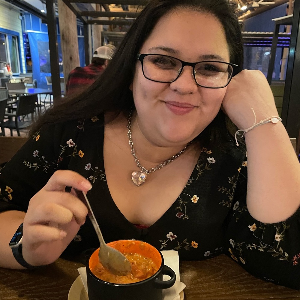 Meet your Posher, Stephanie